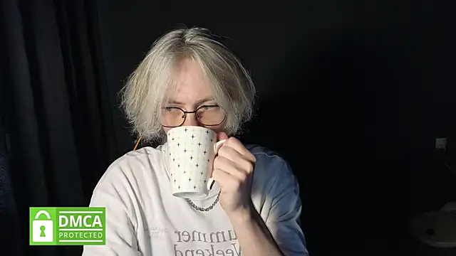 Keytaro online show from May 2026 02:01:02 PM