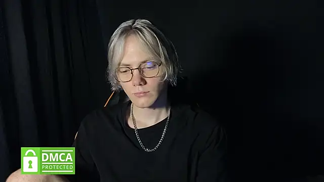 Keytaro online show from May 2026 01:27:01 PM