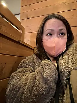 Snapshot of annna_annna_2024 chatting on February 2026 07:21:02 AM annna annna 2024 online show from February 2026 07:21:02 AM