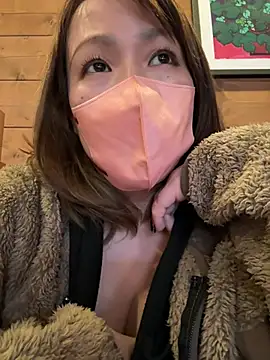 Snapshot of annna_annna_2024 chatting on April 2026 02:23:02 AM annna annna 2024 online show from April 2026 02:23:02 AM