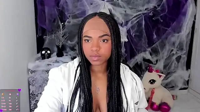 Snapshot of Marce_22 chatting on October 2025 08:42:02 PM Marce 22 online show from October 2025 08:42:02 PM