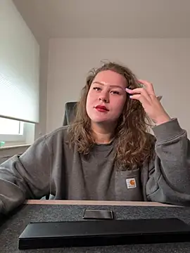 Snapshot of Fancy-Francy chatting on December 2024 11:55:02 AM Fancy-Francy online show from December 2024 11:55:02 AM