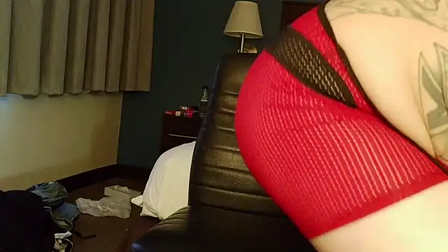 UnCuTupTheBuTT online show from April 2026 11:04:02 AM