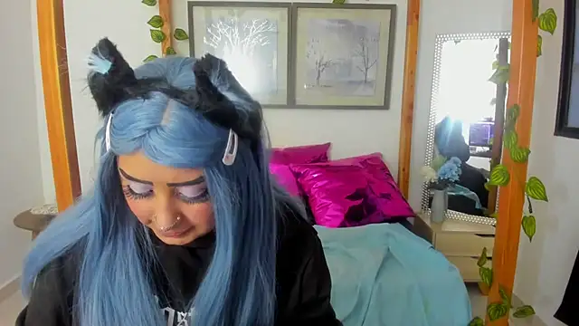 lussyevans24 online show from March 2025 10:54:02 AM