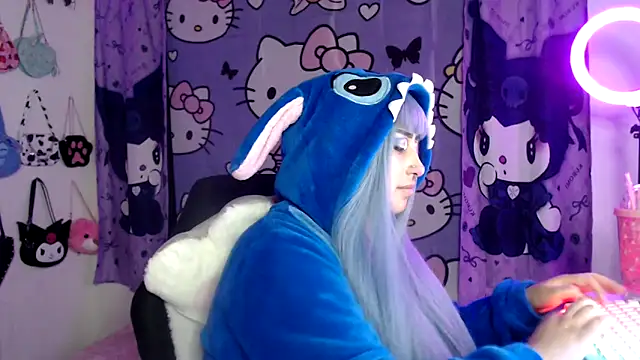 lussyevans24 online show from September 2025 06:02:02 AM