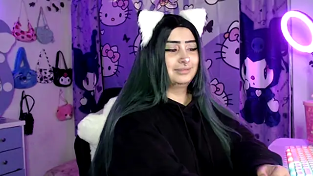 lussyevans24 online show from October 2025 05:26:02 AM