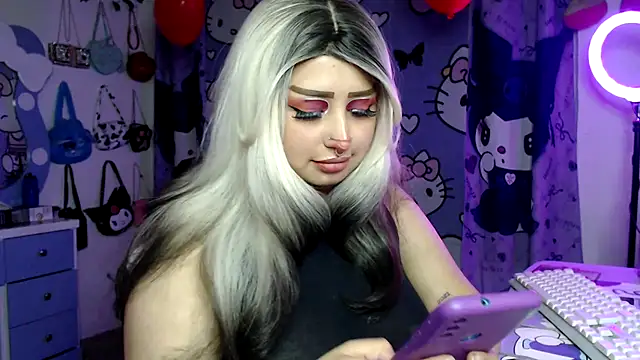 lussyevans24 online show from February 2026 06:26:01 AM