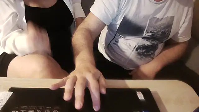 margotgra82 online show from January 2025 04:27:01 PM