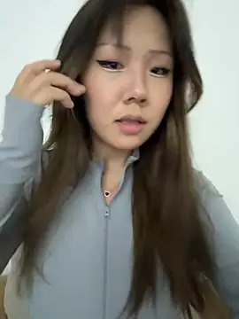 Snapshot of Kim_SLO chatting on February 2026 06:33:02 PM Kim SLO online show from February 2026 06:33:02 PM