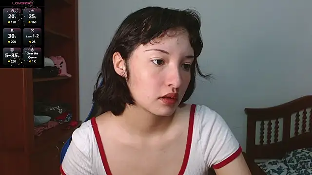 alexaa08 online show from September 2025 01:13:02 PM