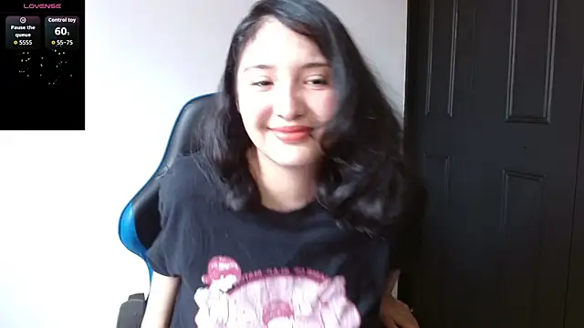 Snapshot of alexaa08 chatting on May 2026 07:52:02 PM alexaa08 online show from May 2026 07:52:02 PM