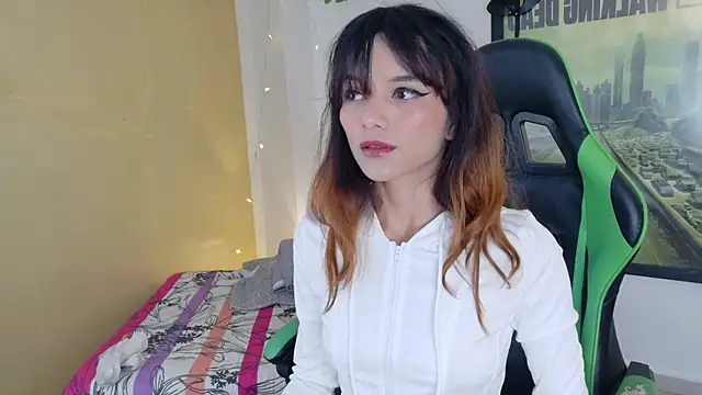 kittyzenn online show from April 2026 10:04:01 PM