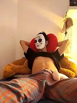 Snapshot of Dennis_2024 chatting on January 2025 12:55:01 AM Dennis 2024 online show from January 2025 12:55:01 AM