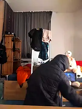 Snapshot of Dennis_2024 chatting on January 2025 07:43:02 AM Dennis 2024 online show from January 2025 07:43:02 AM