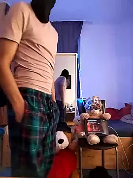 Snapshot of Dennis_2024 chatting on January 2025 08:26:01 PM Dennis 2024 online show from January 2025 08:26:01 PM