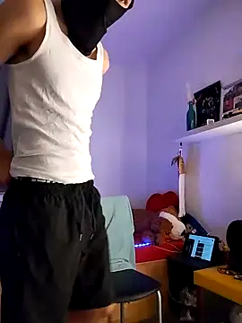 Snapshot of Dennis_2024 chatting on January 2025 07:43:02 AM Dennis 2024 online show from January 2025 07:43:02 AM