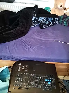 Snapshot of Dennis_2024 chatting on September 2025 09:48:02 PM Dennis 2024 online show from September 2025 09:48:02 PM