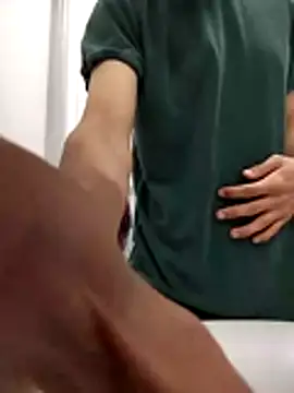 Snapshot of Dennis_2024 chatting on November 2025 01:27:02 AM Dennis 2024 online show from November 2025 01:27:02 AM