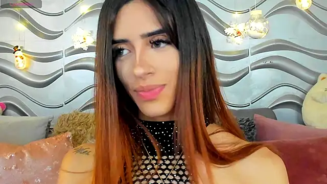 StormiRusso online show from December 2024 11:24:01 PM