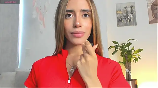 StormiRusso online show from September 2025 10:04:01 PM