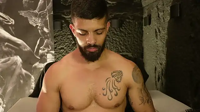 DannSaenz online show from September 2025 02:16:01 AM