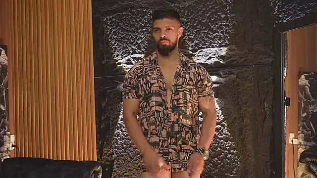 DannSaenz online show from October 2025 11:33:02 AM