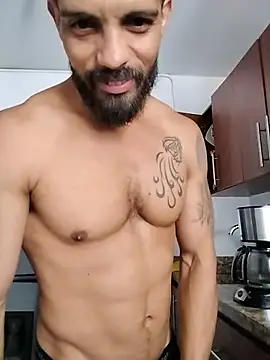 DannSaenz online show from July 2026 07:44:01 PM