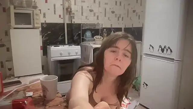 Diamond Tyler online show from April 2026 04:12:01 PM