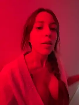 Snapshot of DanielaSaenz0 chatting on September 2025 11:39:02 PM DanielaSaenz0 online show from September 2025 11:39:02 PM