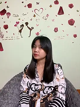 Maeve2k5 online show from December 2024 09:30:01 AM