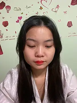 Maeve2k5 online show from December 2024 12:31:01 AM