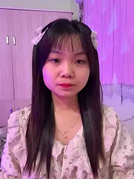 Maeve2k5 online show from October 2025 11:37:01 PM