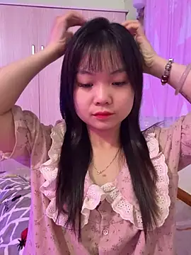 Maeve2k5 online show from October 2025 12:24:01 AM