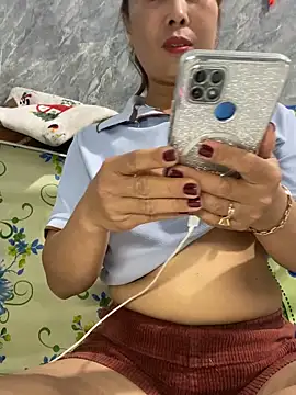 Linaannn online show from March 2026 12:17:02 AM