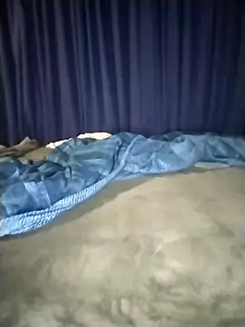 Convertiblechulo online show from April 2026 02:22:02 AM