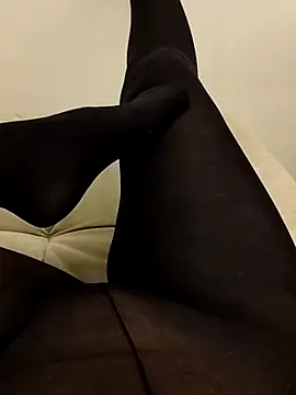 Snapshot of NORAMY chatting on December 2024 09:28:01 PM NORAMY online show from December 2024 09:28:01 PM