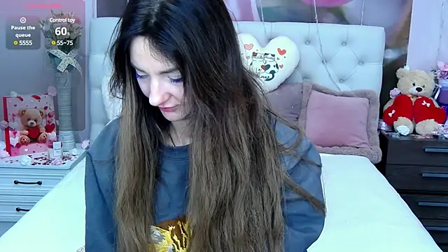 VioletUmi online show from February 2025 09:04:02 AM