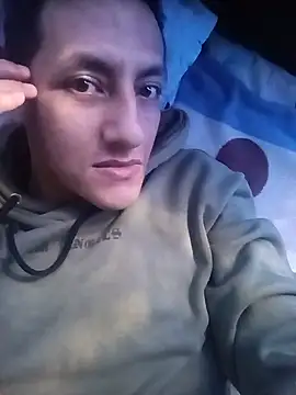 alexmoragomez online show from May 2026 02:58:02 PM
