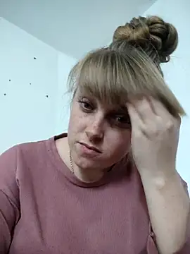 CoddessCrystal online show from October 2025 11:51:02 AM