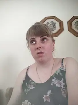 CoddessCrystal online show from May 2026 01:18:02 PM