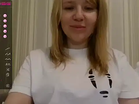 Snapshot of urbadkitty chatting on December 2024 09:50:02 AM urbadkitty online show from December 2024 09:50:02 AM