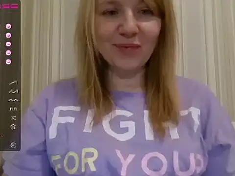 Snapshot of urbadkitty chatting on December 2024 12:20:02 PM urbadkitty online show from December 2024 12:20:02 PM