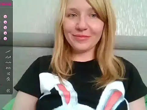 Snapshot of urbadkitty chatting on February 2025 10:27:02 AM urbadkitty online show from February 2025 10:27:02 AM