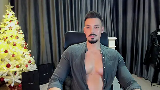 HaydenSpearss online show from December 2024 02:43:02 PM