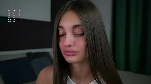 PiquingOgalala online show from March 2025 01:05:02 AM