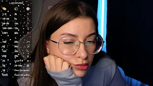 Snapshot of EuphoriaHaily chatting on January 2025 12:27:01 PM EuphoriaHaily online show from January 2025 12:27:01 PM