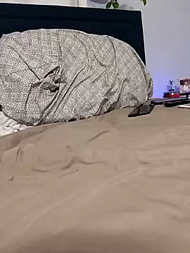 Snapshot of Localboi3 chatting on December 2024 01:04:02 AM Localboi3 online show from December 2024 01:04:02 AM