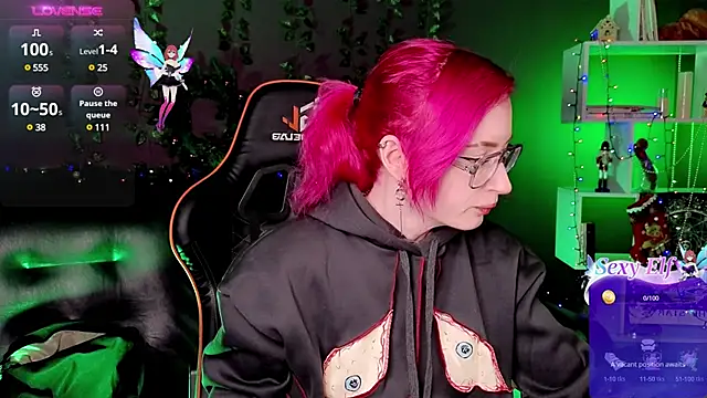 Snapshot of _HelenCarter chatting on December 2024 08:47:01 PM HelenCarter online show from December 2024 08:47:01 PM