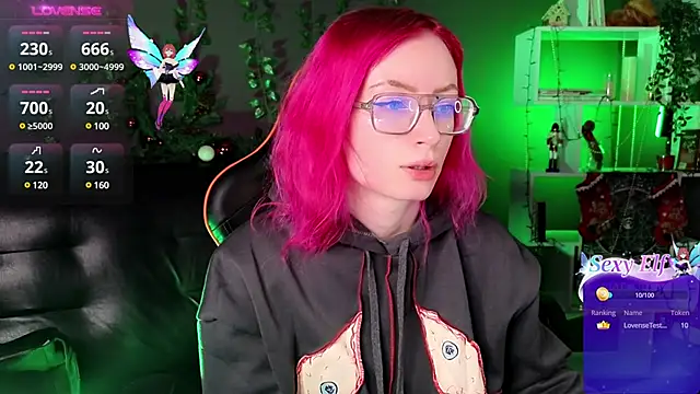 Snapshot of _HelenCarter chatting on December 2024 08:37:01 PM HelenCarter online show from December 2024 08:37:01 PM