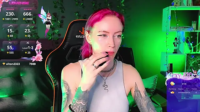 Snapshot of _HelenCarter chatting on January 2025 11:35:02 PM HelenCarter online show from January 2025 11:35:02 PM